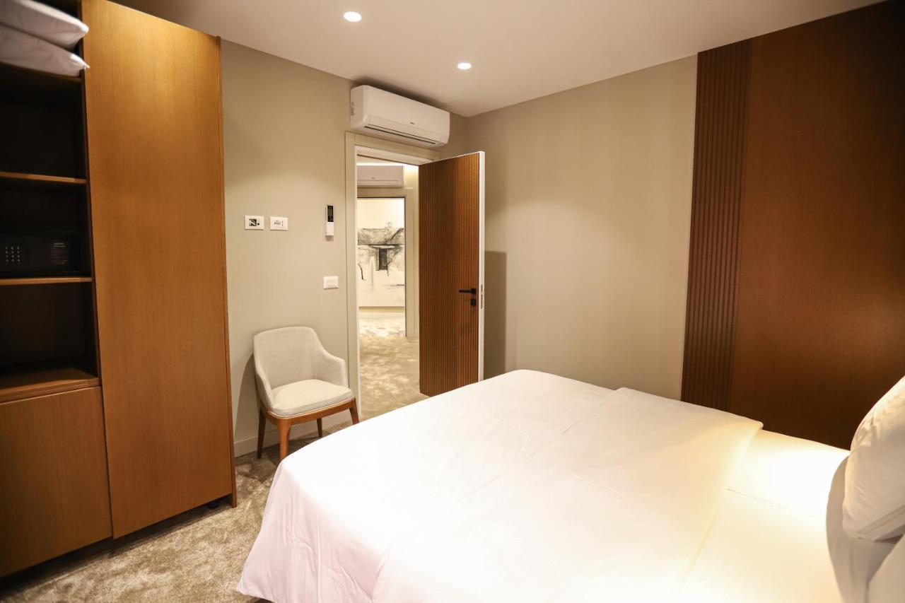 Urbanin Apartment & Hotel Тирана Экстерьер фото